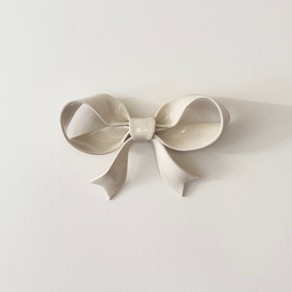 Ivory Wall Ribbon