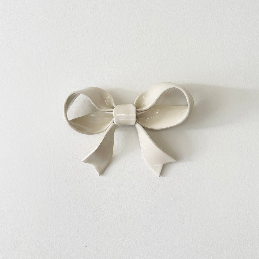 Ivory Wall Ribbon