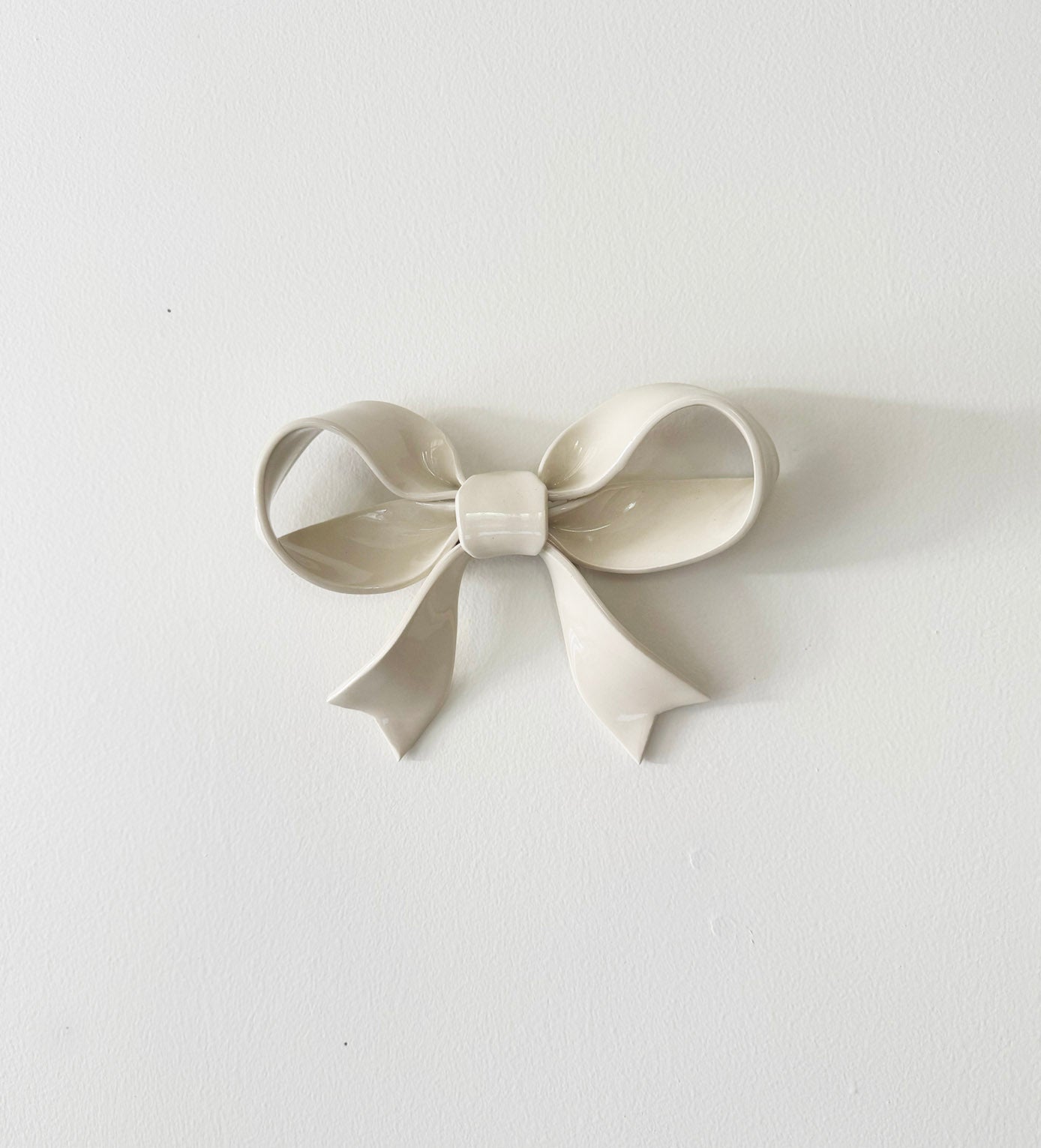 Ivory Wall Ribbon